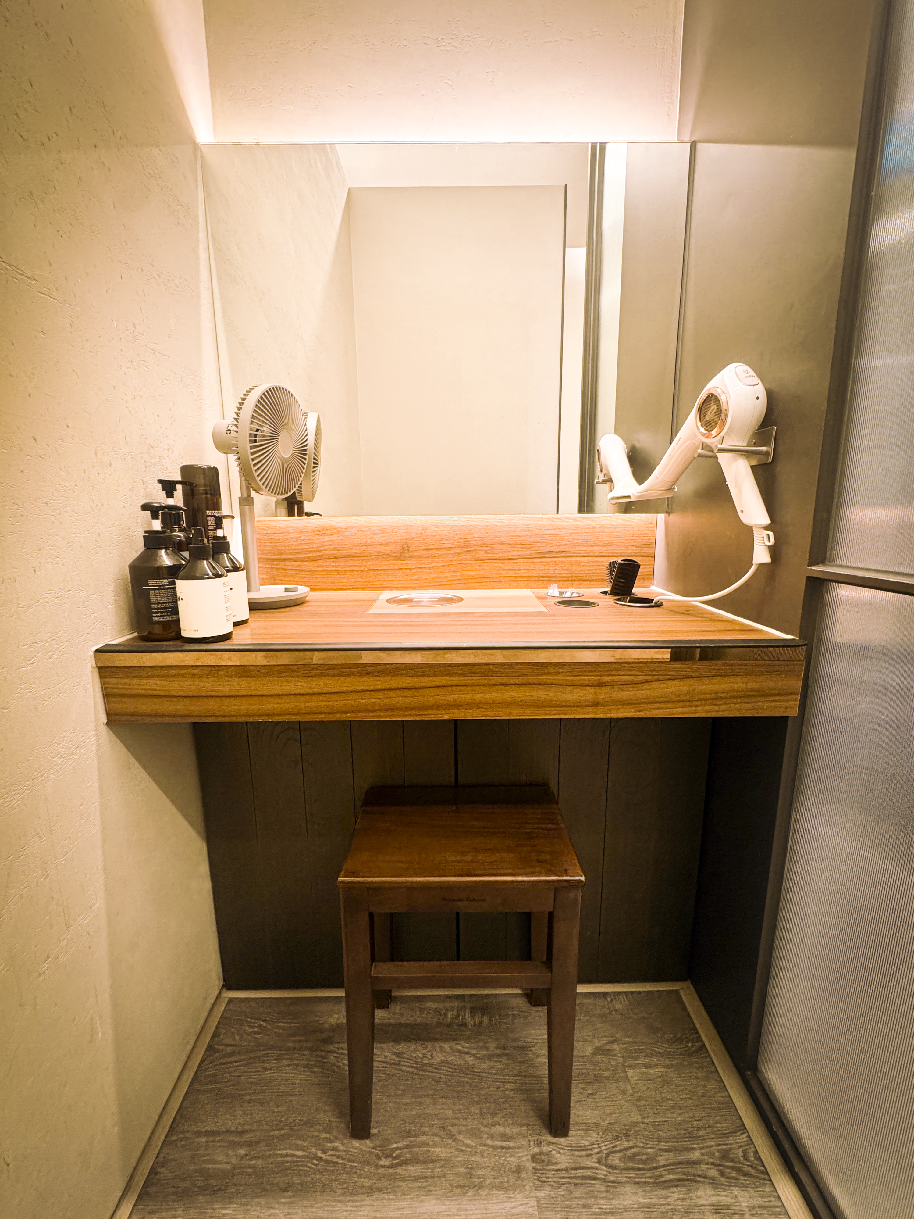 락카(여) 이미지 3